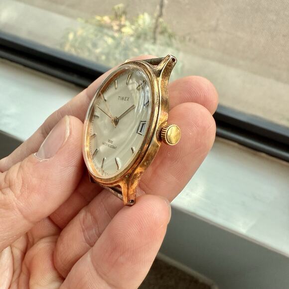 Vintage ‘92 TIMEX Men’s 36mm Mechanical Wind Round Watch Gold Tone Case RUNNING - Picture 3 of 6
